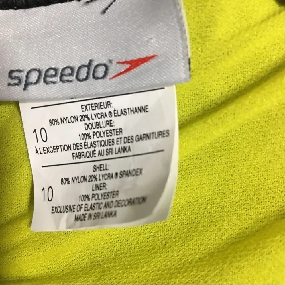 Speedo NWT Fitness One Piece Swimsuit Size 10